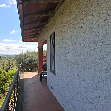 Apartment L'olivo, In Campagna
