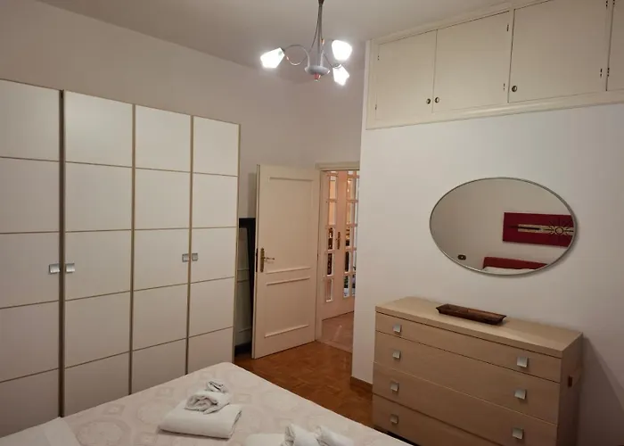 L'olivo , In Tuscany Apartment